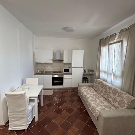 Fly & Stay Apartments فيوميتشينو المظهر الخارجي الصورة