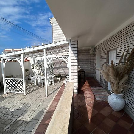 Fly & Stay Apartments فيوميتشينو المظهر الخارجي الصورة