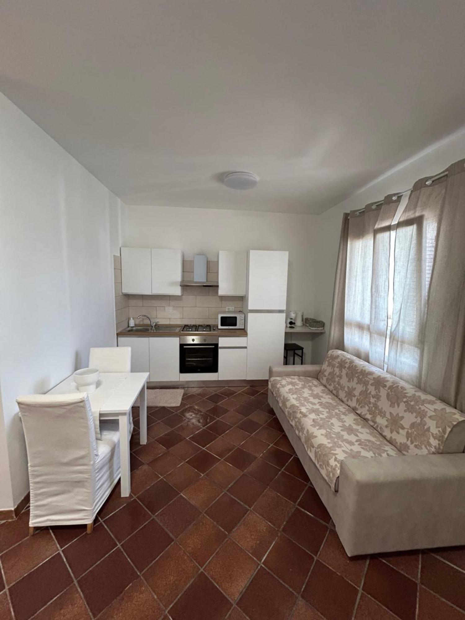 Fly & Stay Apartments فيوميتشينو المظهر الخارجي الصورة