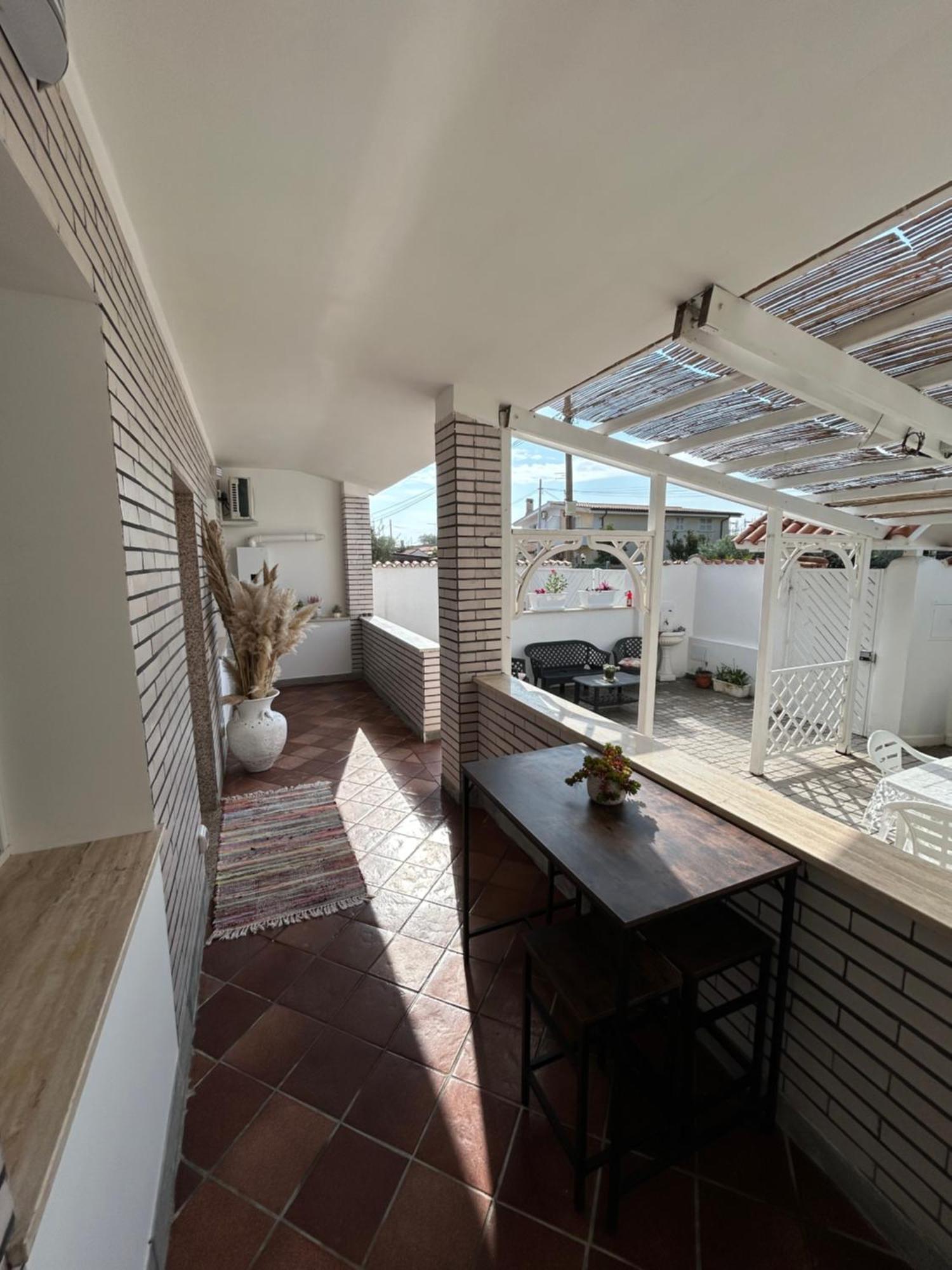 Fly & Stay Apartments فيوميتشينو المظهر الخارجي الصورة